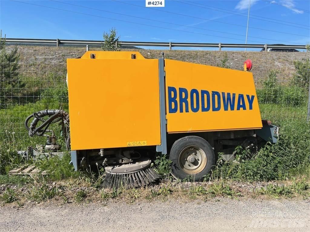 Broddway Combi Трактора