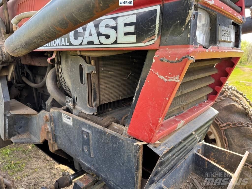 CASE 685 XL Трактора