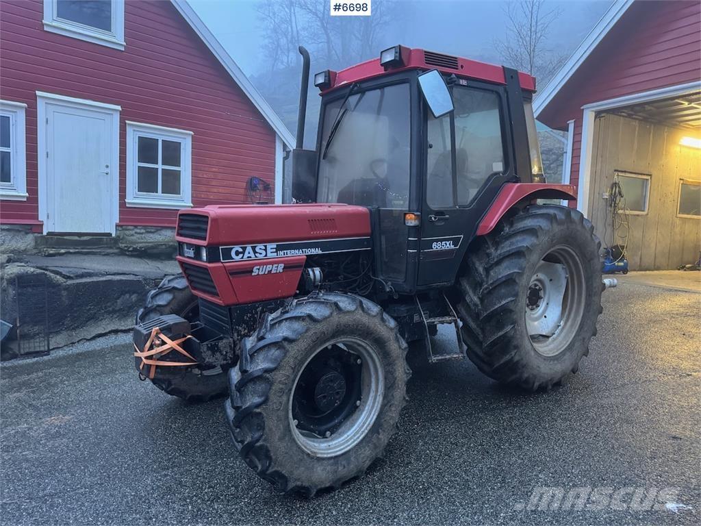 Case IH 685 XL Трактора