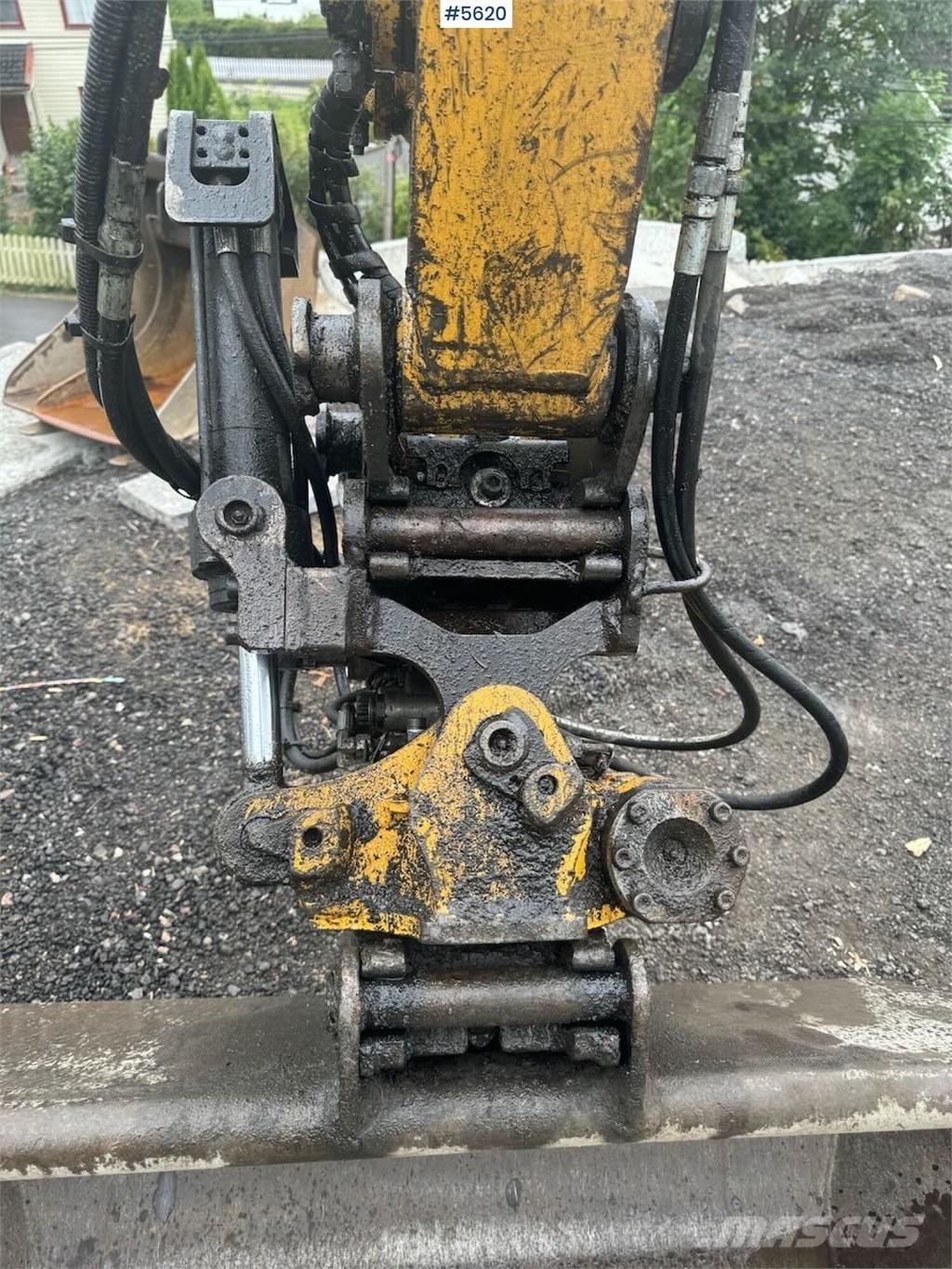 CAT 305 CR Гусеничные экскаваторы