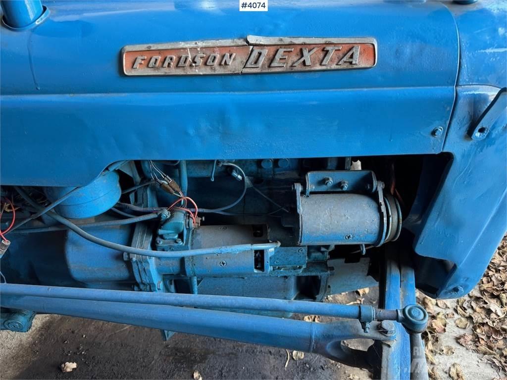 Fordson Dexta Трактора