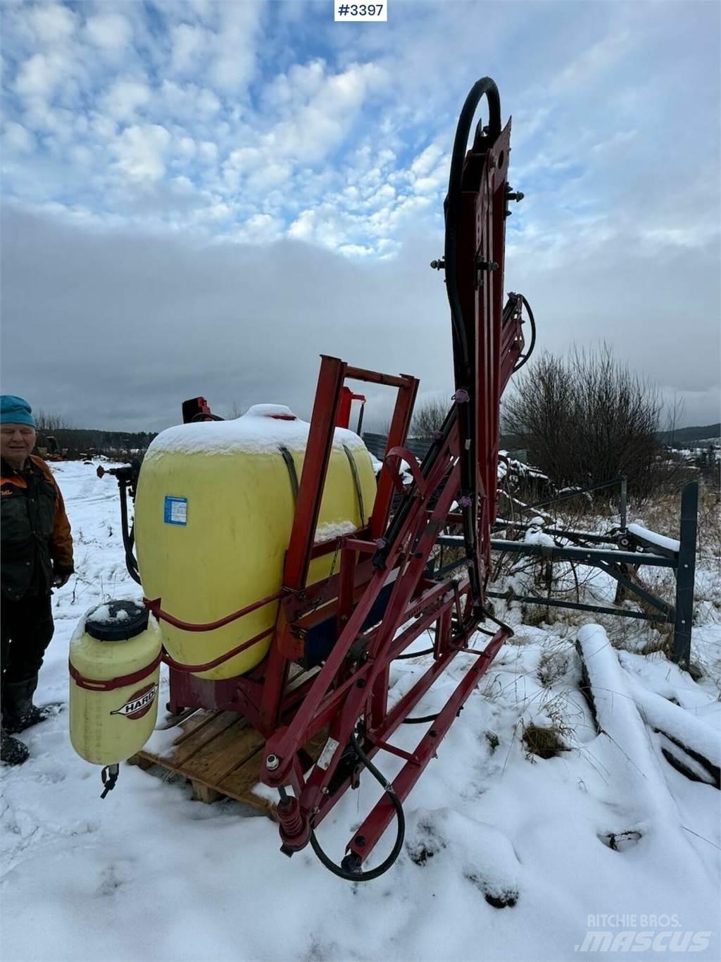Hardi åkersprøyte Прочая техника для удобрений