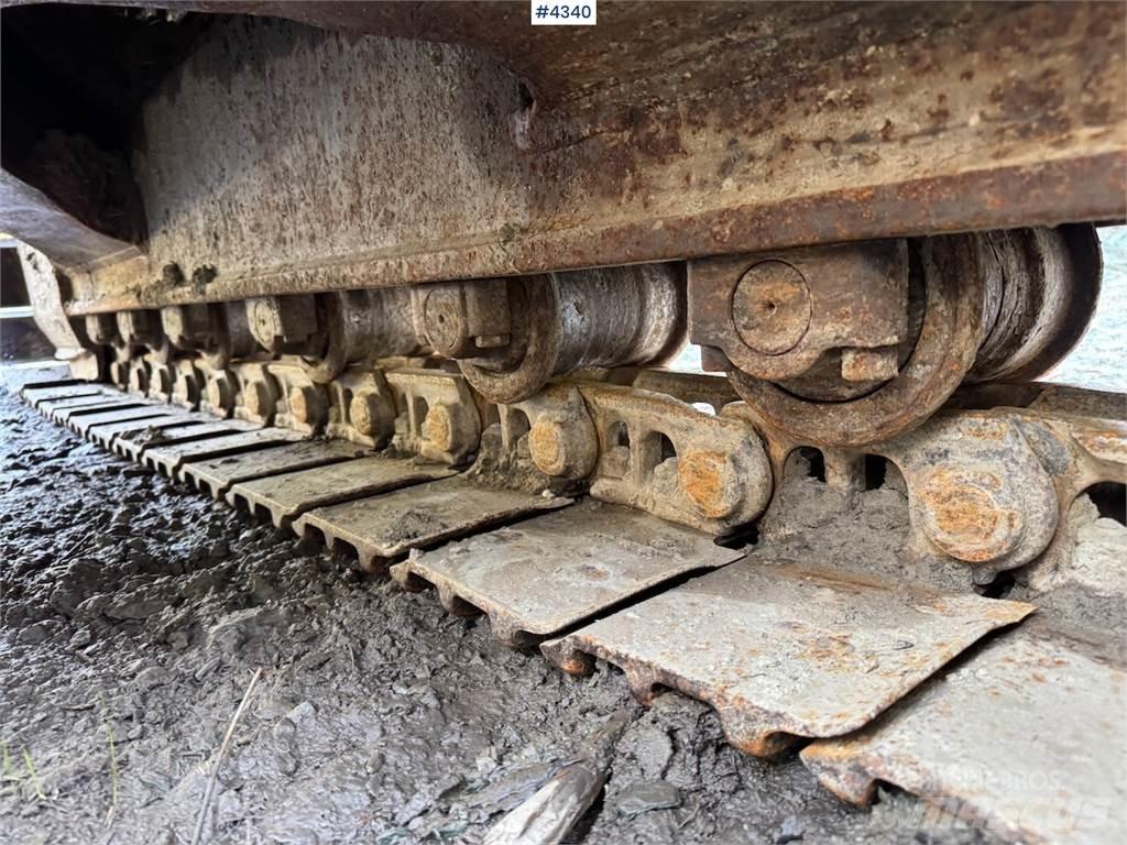 Hitachi EX120-2 Гусеничные экскаваторы