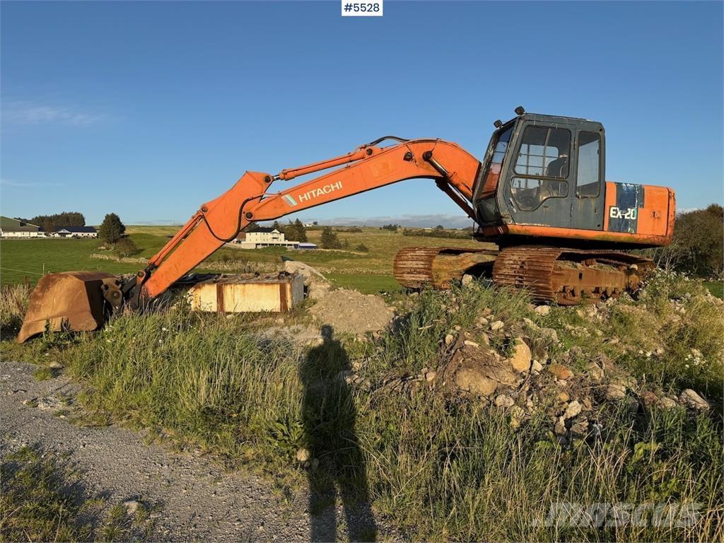 Hitachi EX120-2 Гусеничные экскаваторы