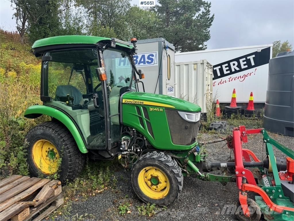 John Deere 3045R Трактора