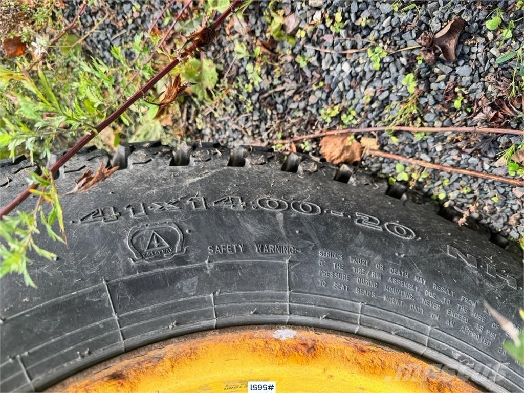 John Deere 3045R Трактора