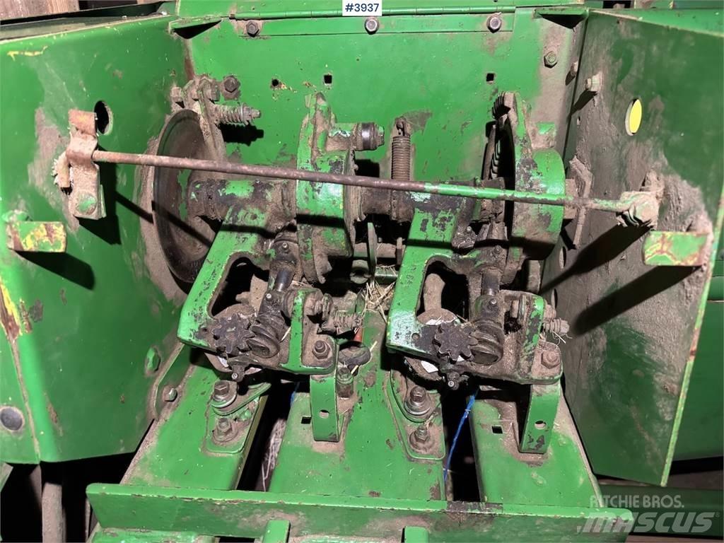 John Deere 332 A Другое корнеплодоуборочное оборудование