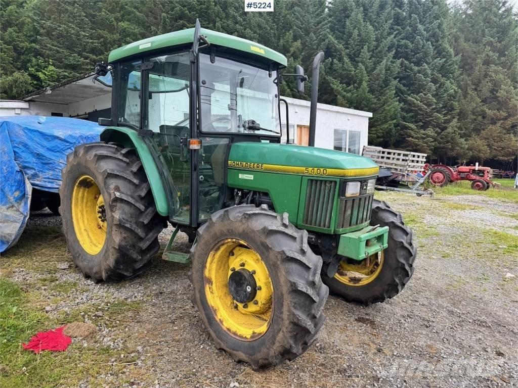 John Deere 5400 Трактора