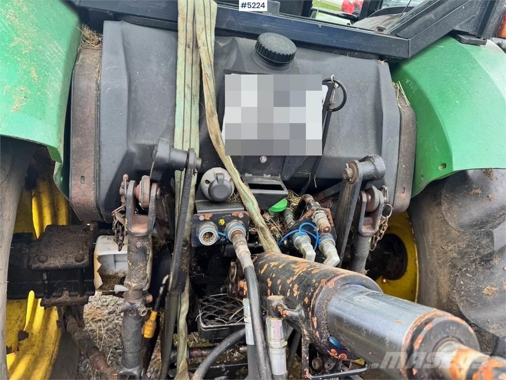 John Deere 5400 Трактора