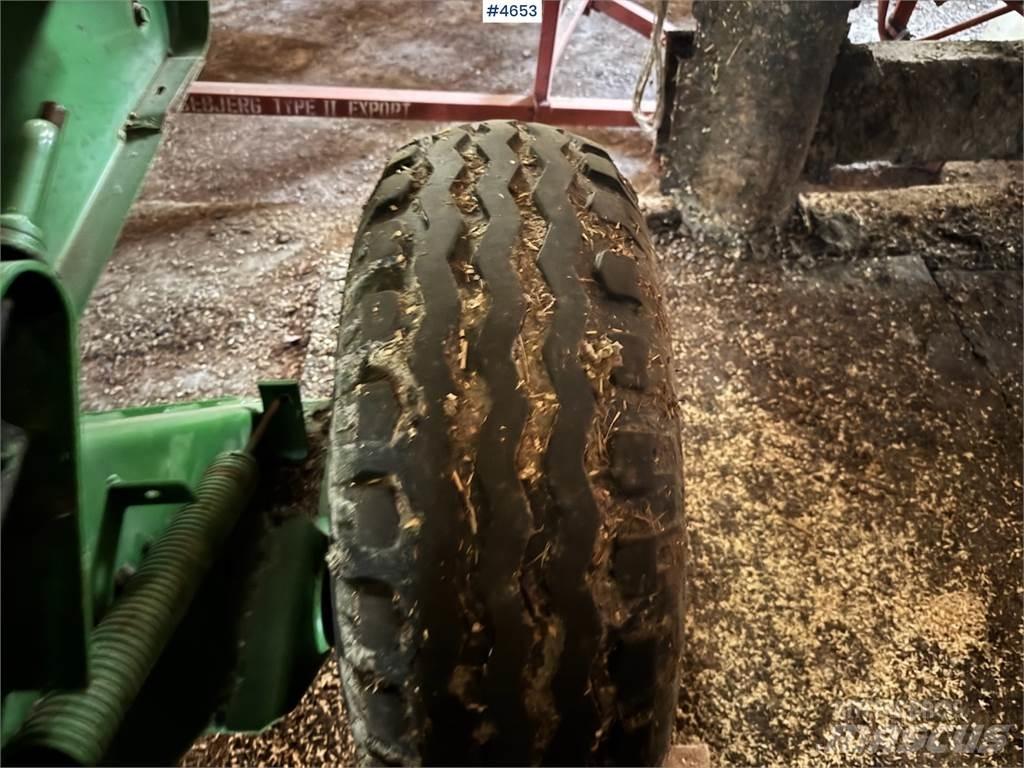 John Deere 545 Другое корнеплодоуборочное оборудование