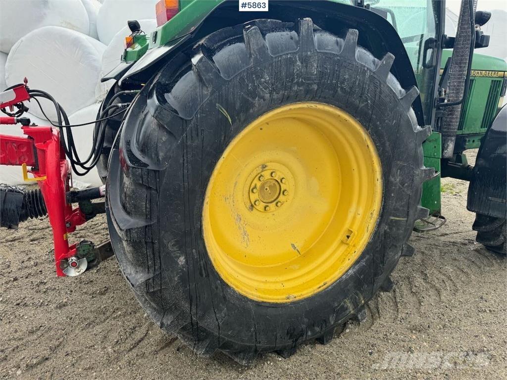 John Deere 6400 Трактора