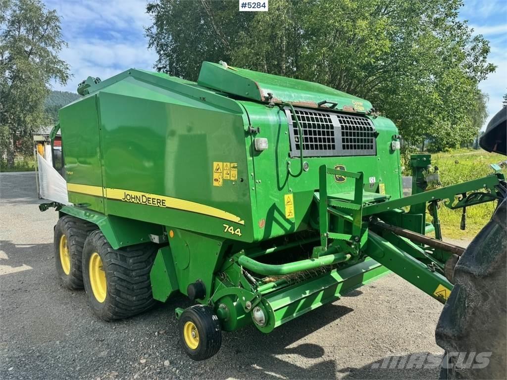 John Deere 744 Другое корнеплодоуборочное оборудование