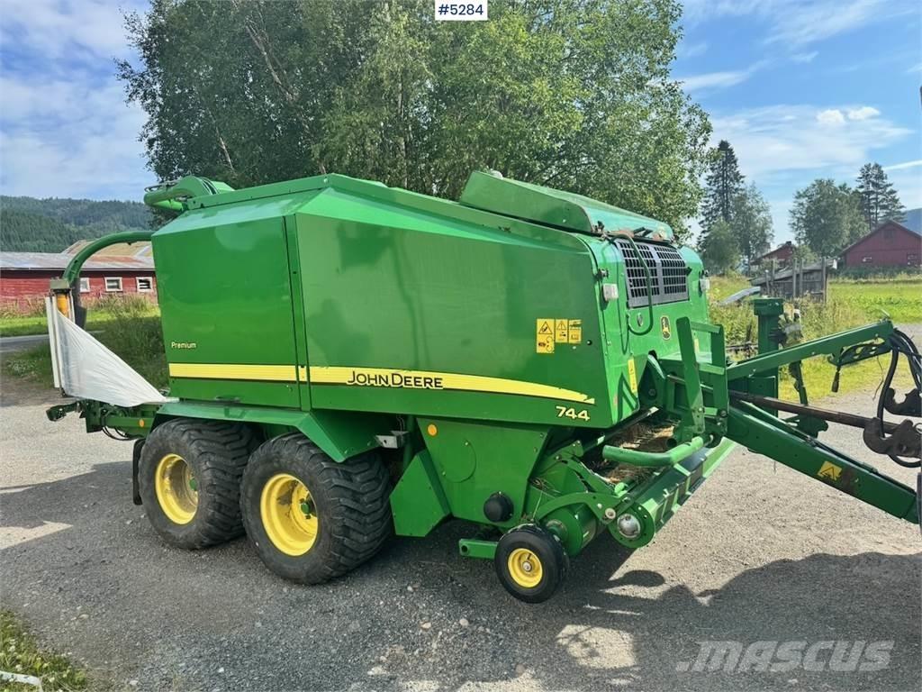 John Deere 744 Другое корнеплодоуборочное оборудование