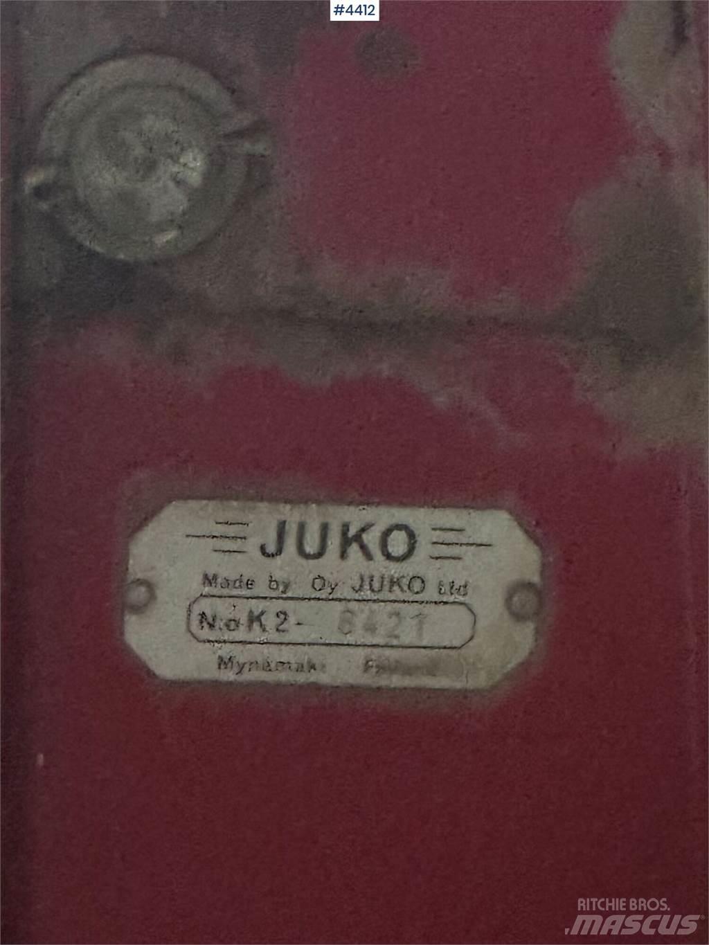 Juko Såmaskin Прочая техника для удобрений