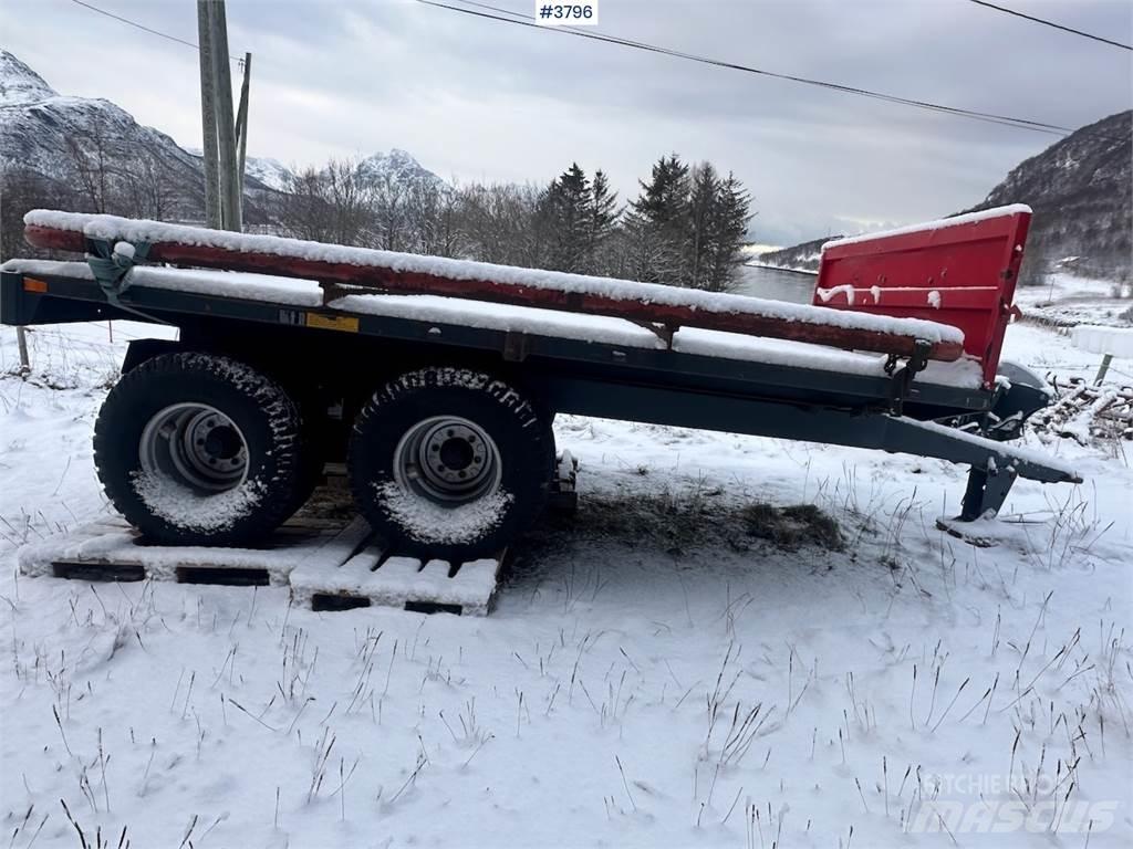 Junkkari J10 Прицепы перегрузчики зерна