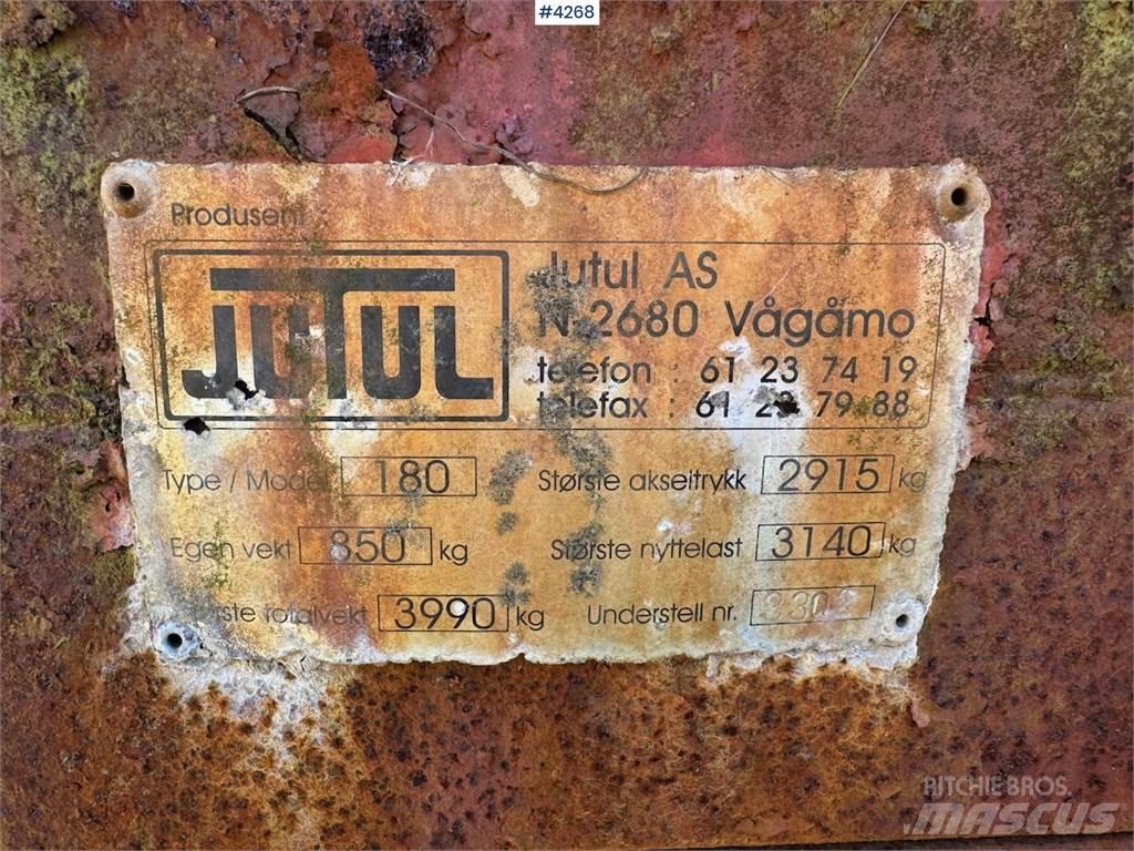Jutul 180 Прицепы перегрузчики зерна