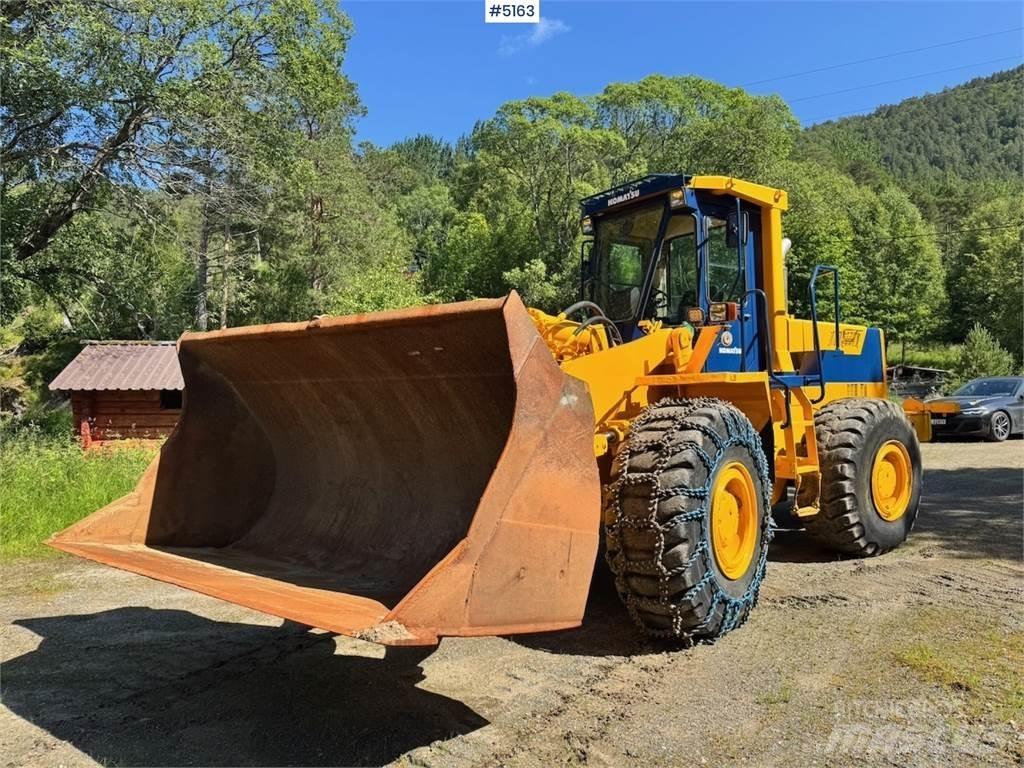 Komatsu WA420-1 Фронтальные погрузчики