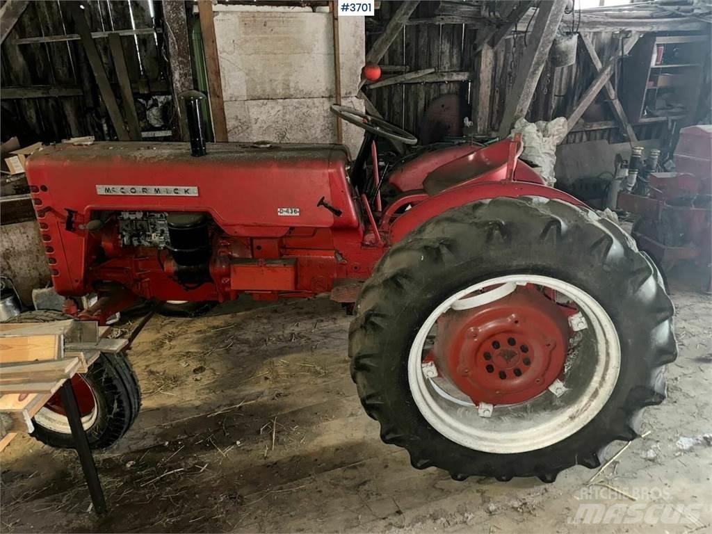 McCormick D-436 Трактора