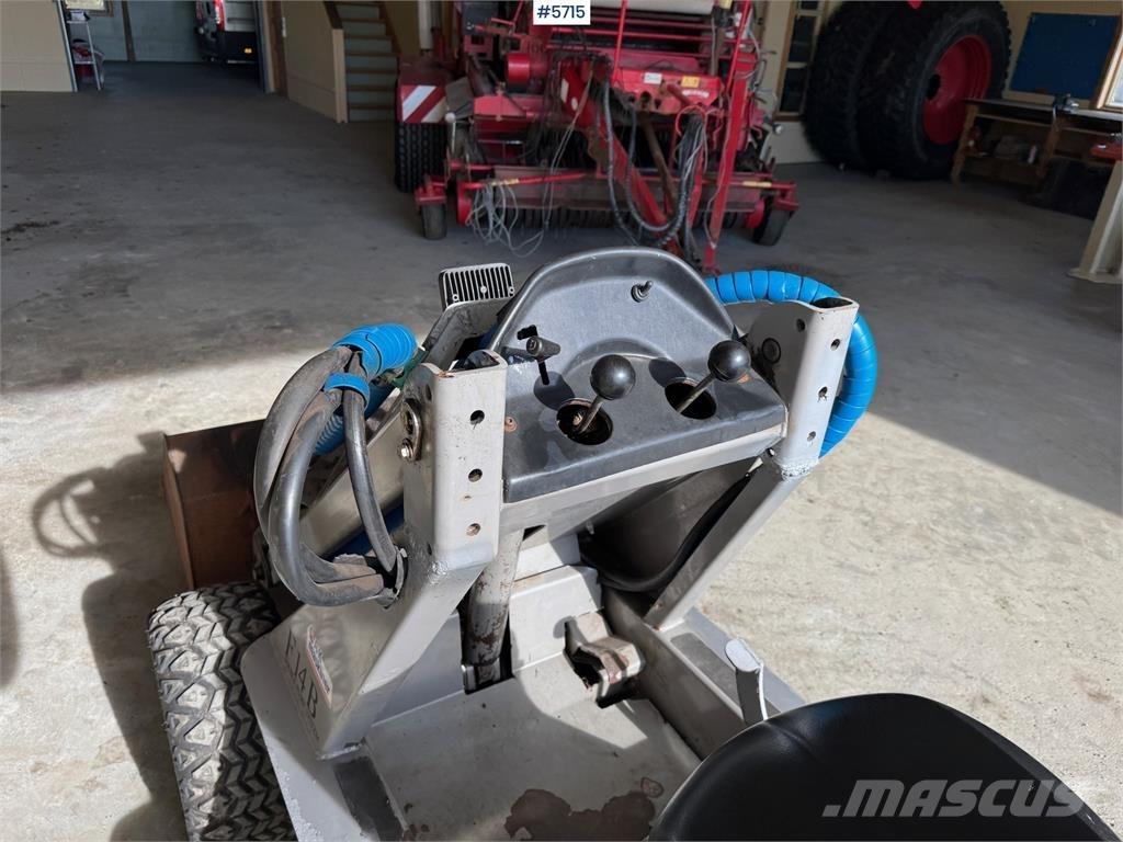 Multione F14B Многофункциональные сельскохозяйственные погрузчики