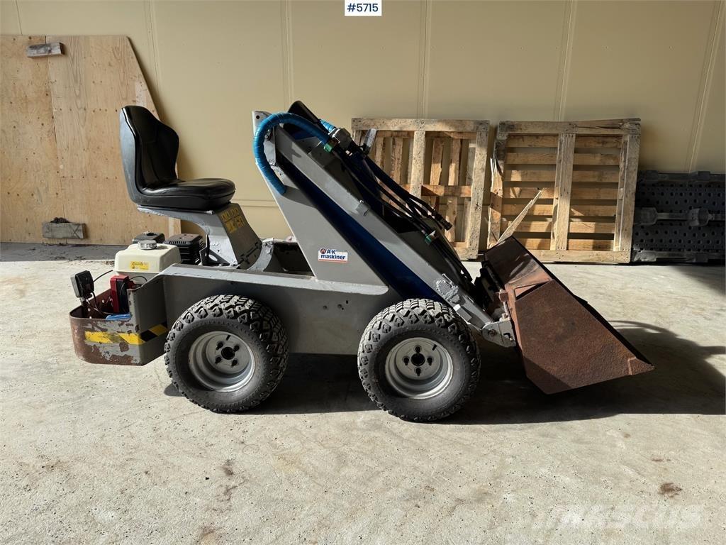 Multione F14B Многофункциональные сельскохозяйственные погрузчики
