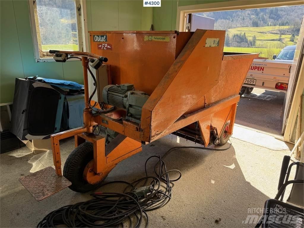 Orkel F2 Кормушки для животных