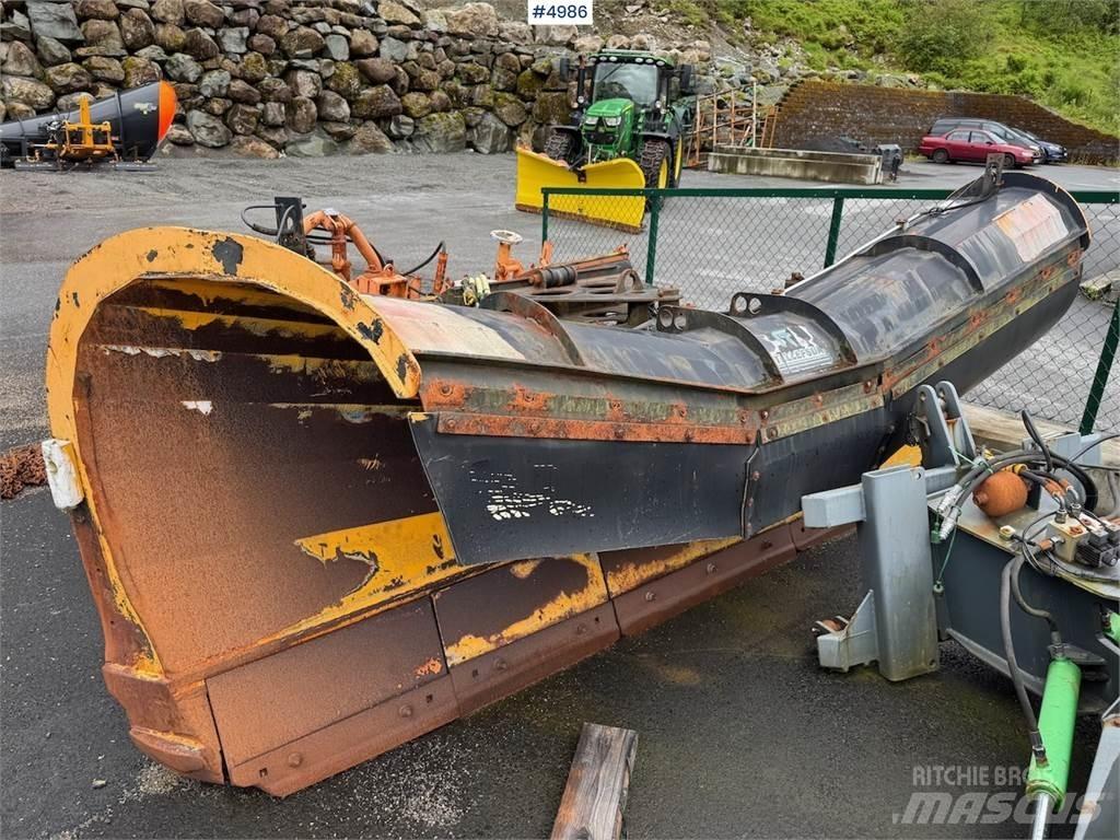 Tellefsdal K70 Снежные отвалы и плуги