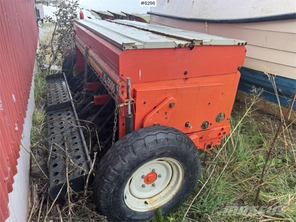 Tume KL 2500 Сеялки