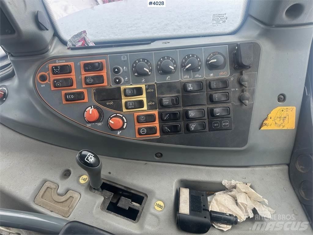 Valtra N122 Трактора