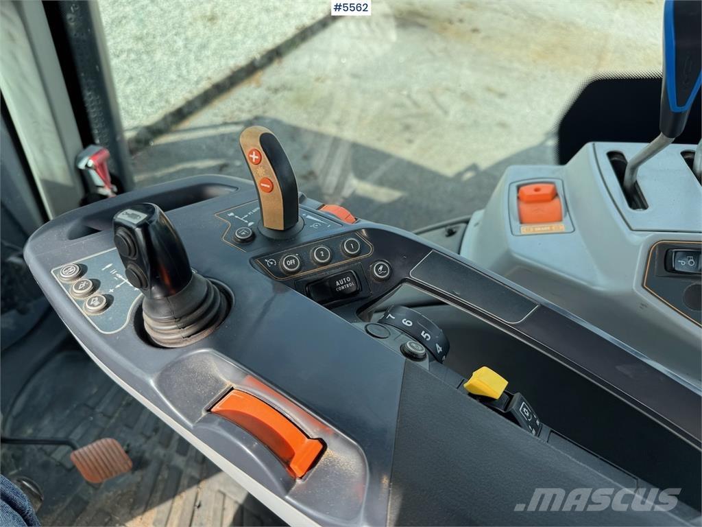 Valtra T194 Трактора