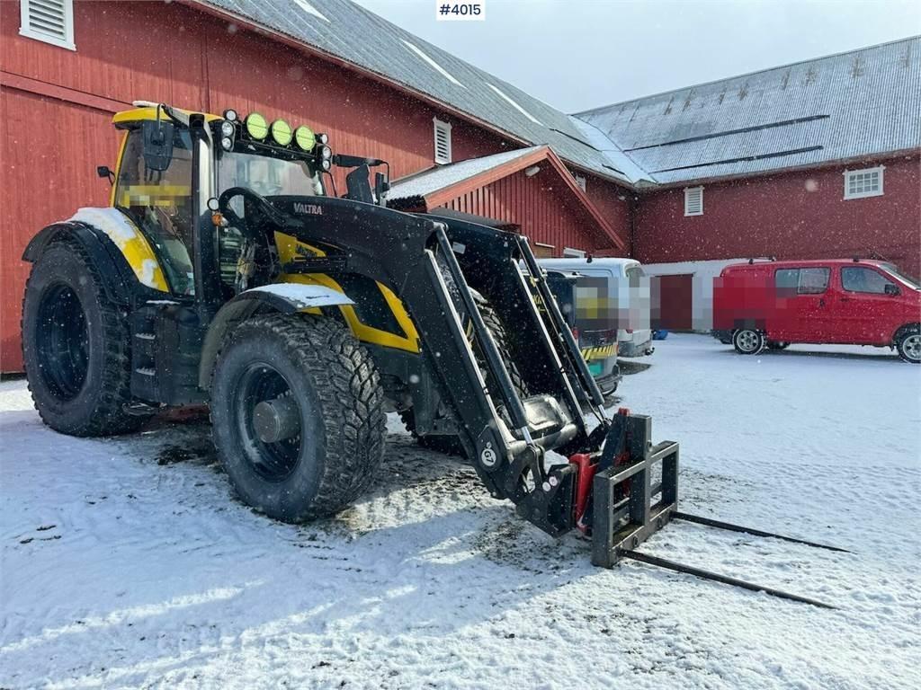 Valtra T255 Трактора