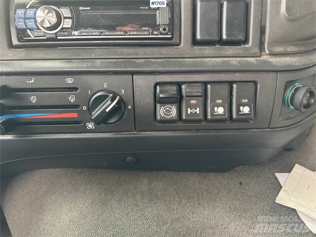Volvo 250 4x2 Грузовики-Фургоны