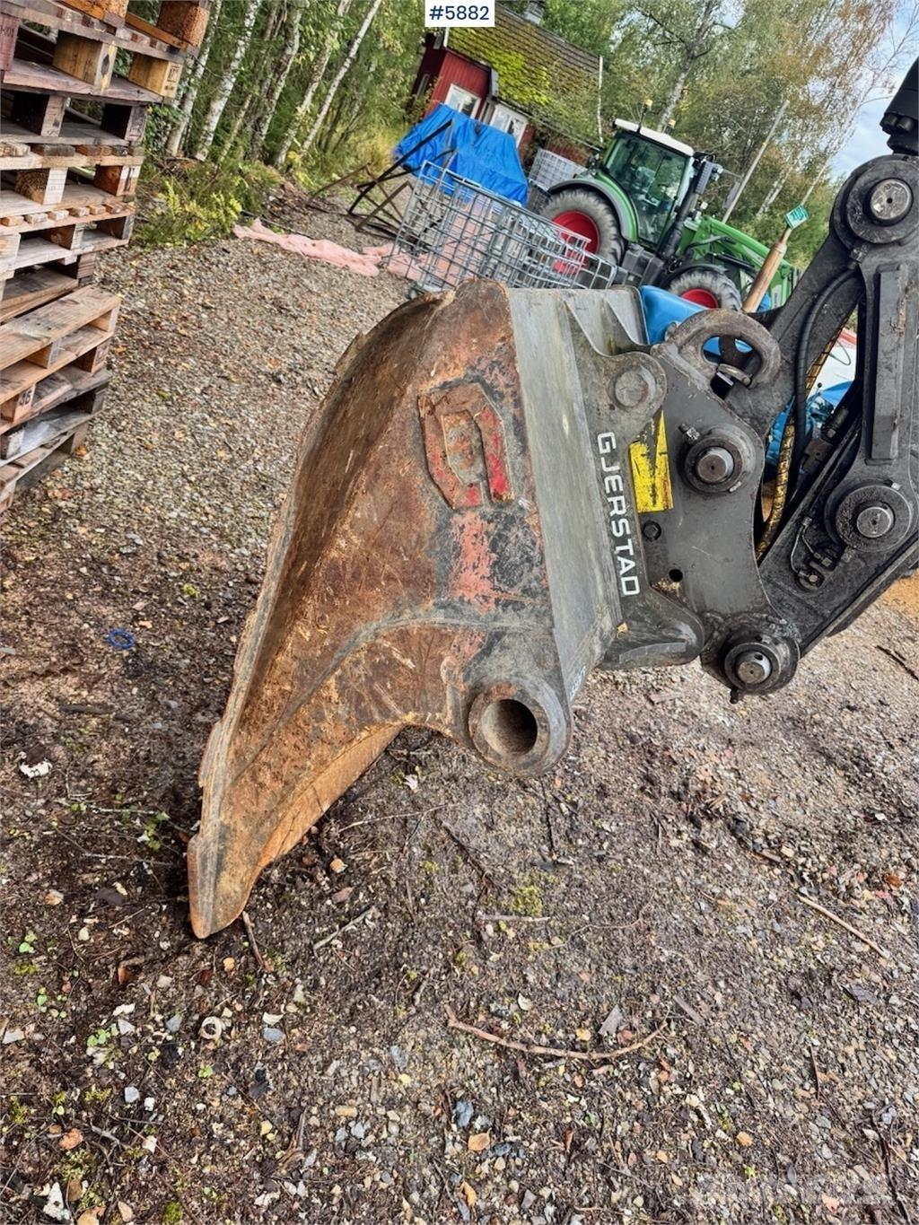 Volvo EC140DL Гусеничные экскаваторы