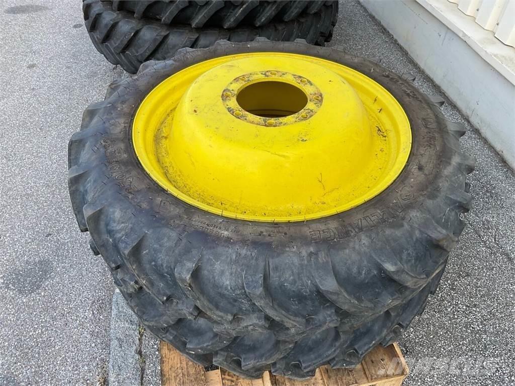  270/95R32 - 340/85R46 Шины и колёса