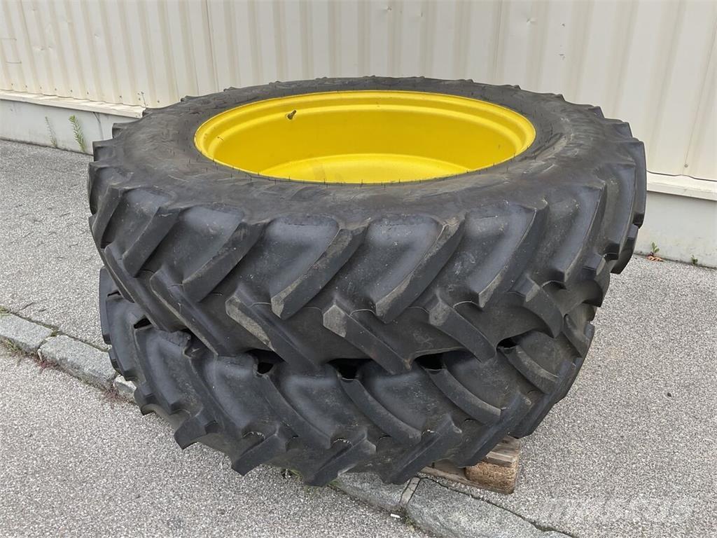  380/95 R 38 Шины и колёса