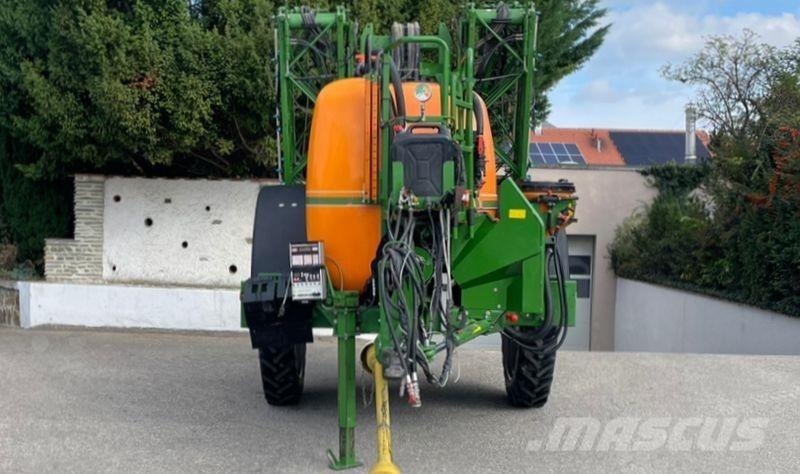 Amazone UG 3000 Прицепные опрыскиватели