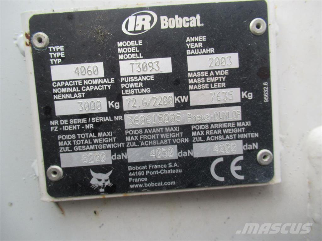 Bobcat 3093 Трактора с фронтальным погрузчиком