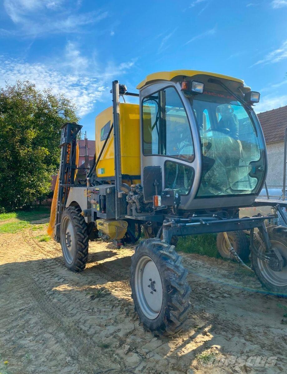 Caffini 2500 Прицепные опрыскиватели