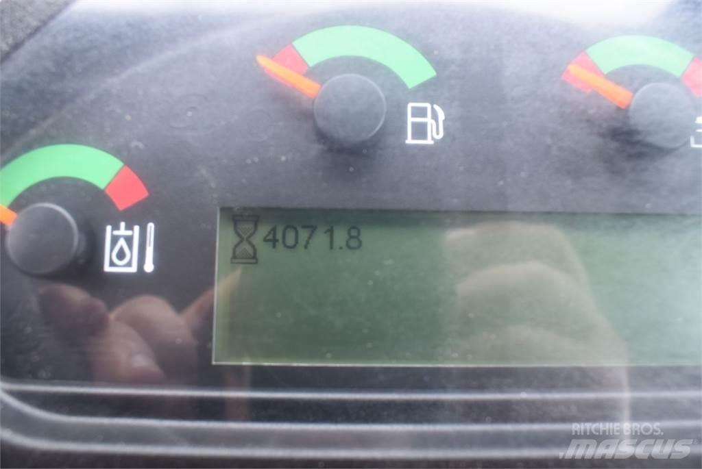 CAT 907M Фронтальные погрузчики