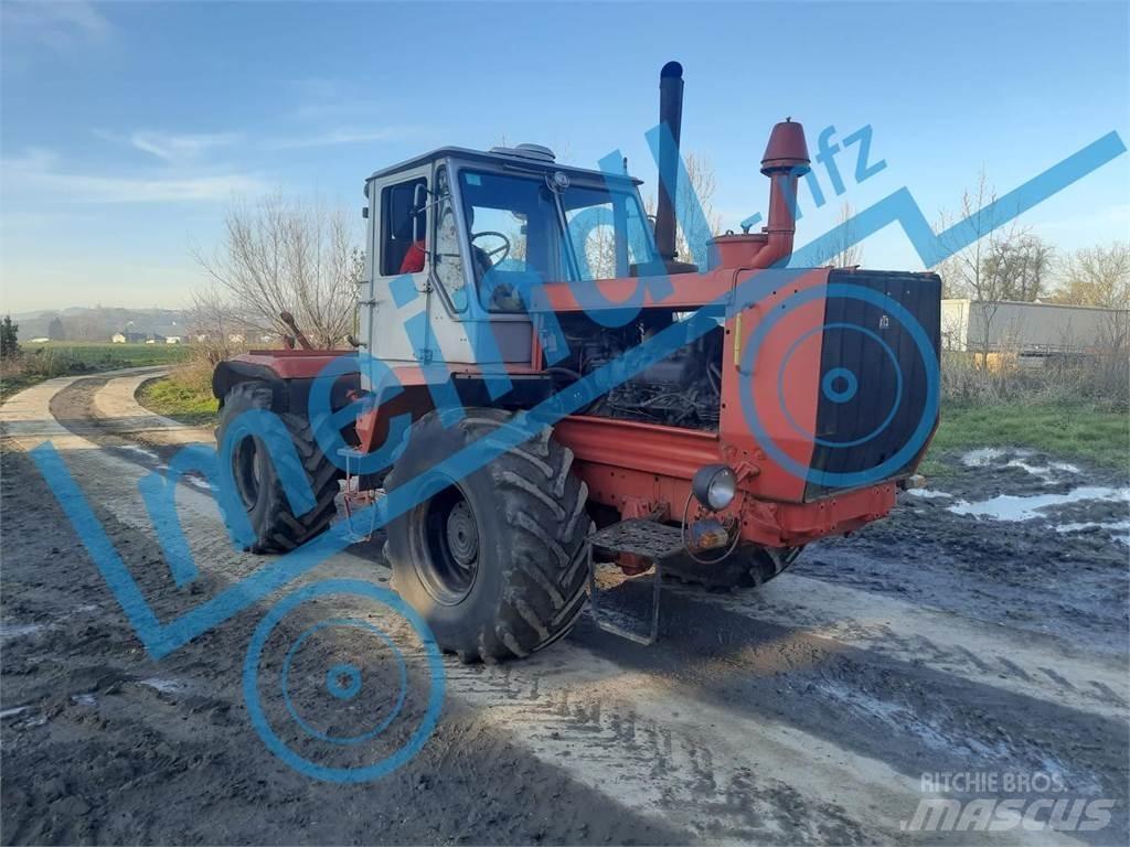 Charkow T 150 Трактора
