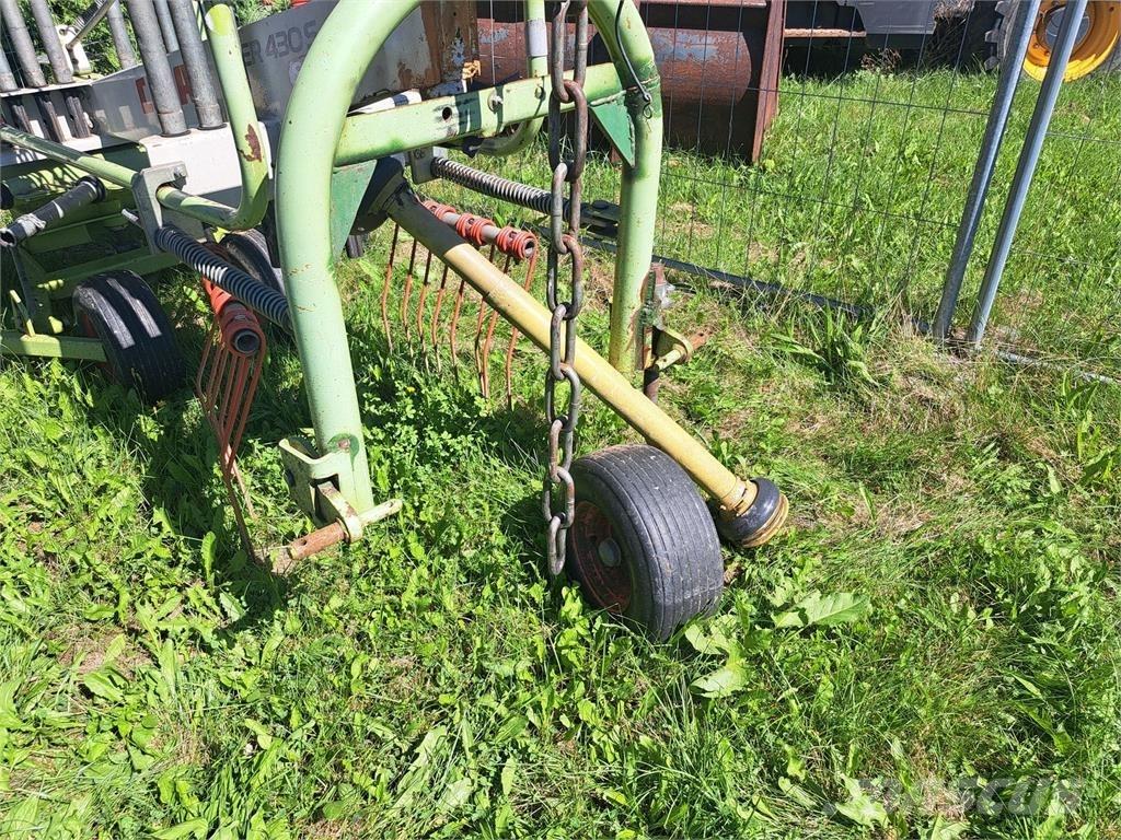 CLAAS Liner 430 Уборочные комбайны