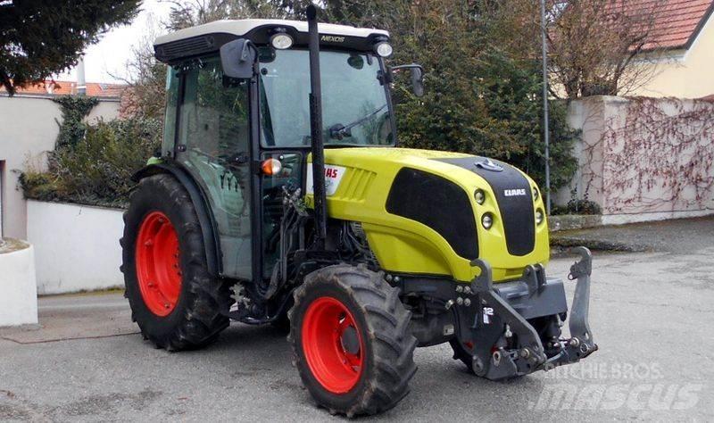 CLAAS Nexos 230 VL Трактора