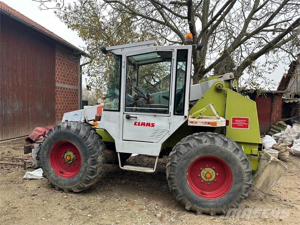 CLAAS Ranger 906 Телескопические погрузчики