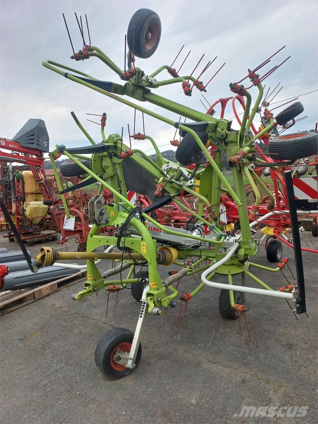 CLAAS Volto 800 Грабли-ворошилки
