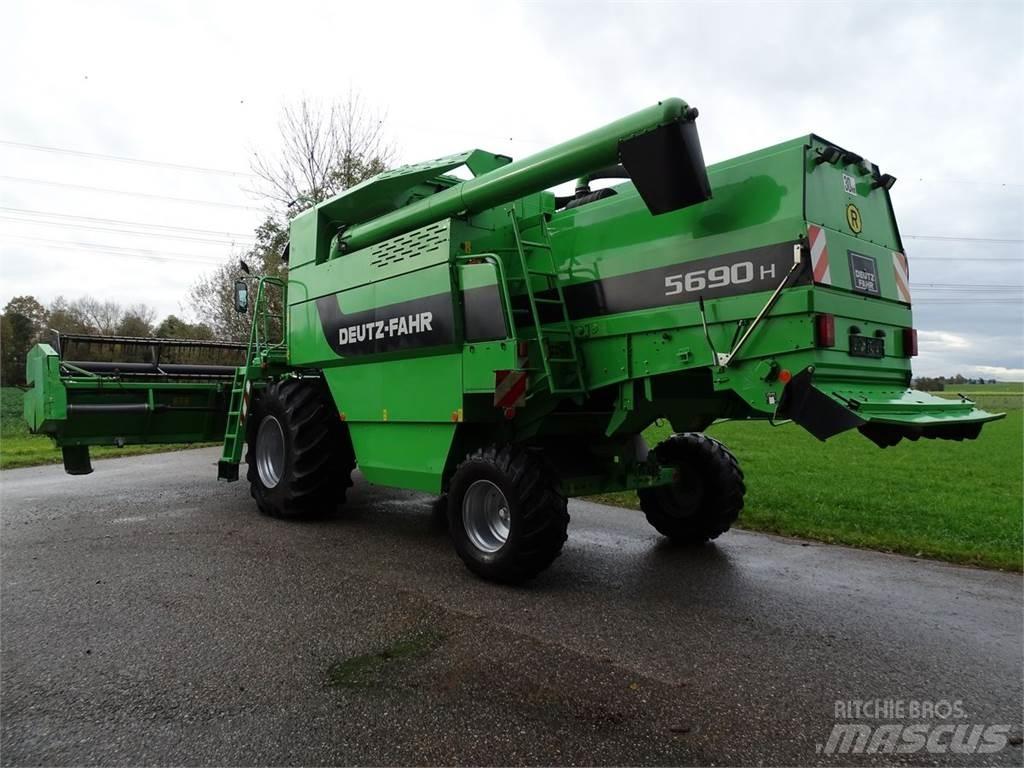 Deutz-Fahr 5690 H Зерноуборочные комбайны