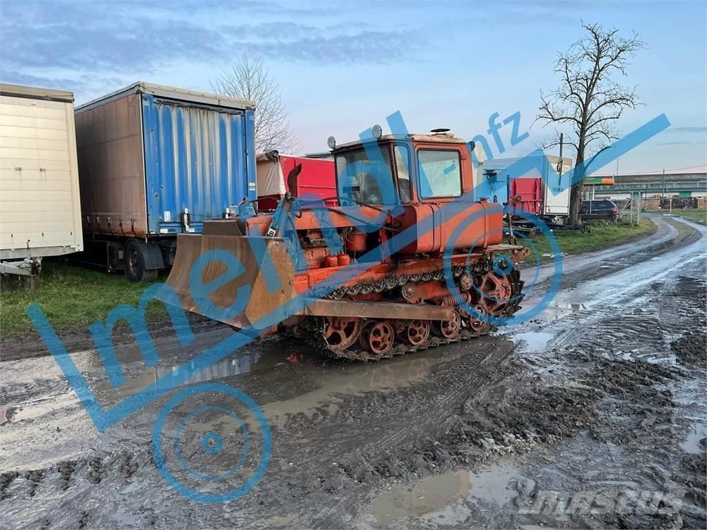  DT 75 Raupe Трактора
