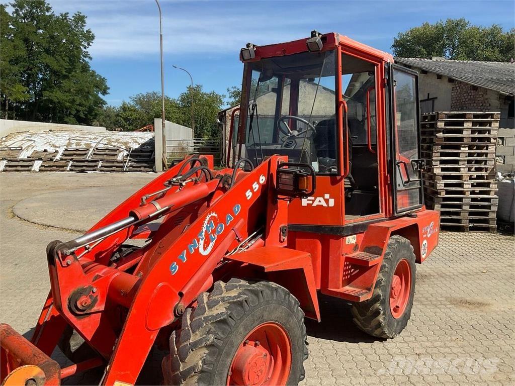 Fai 556 Трактора с фронтальным погрузчиком