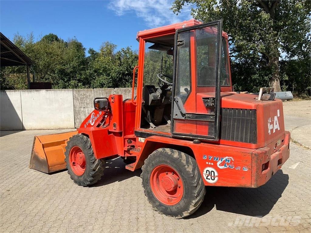 Fai 556 Трактора с фронтальным погрузчиком