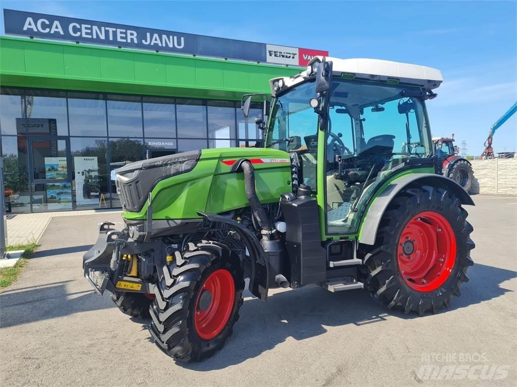 Fendt 211 Vario F Трактора