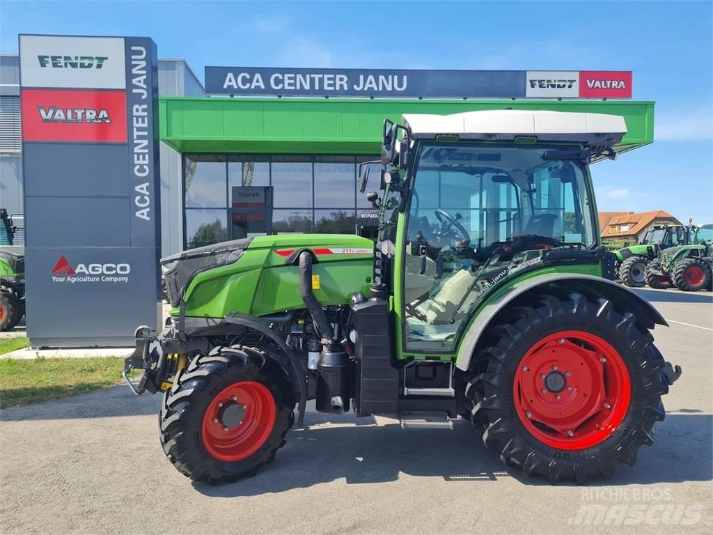 Fendt 211 Vario F Трактора