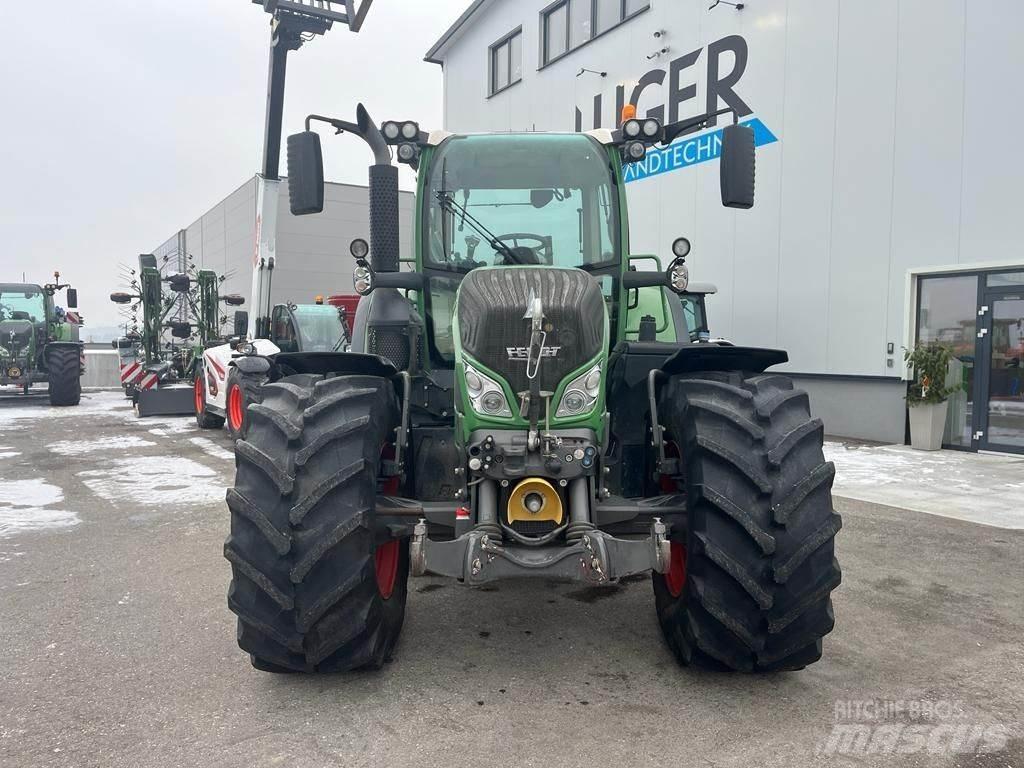 Fendt 718 Vario Трактора